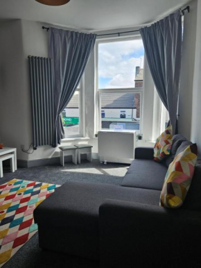 Crosby beach 2-BHK Apartment & Near to Liverpool